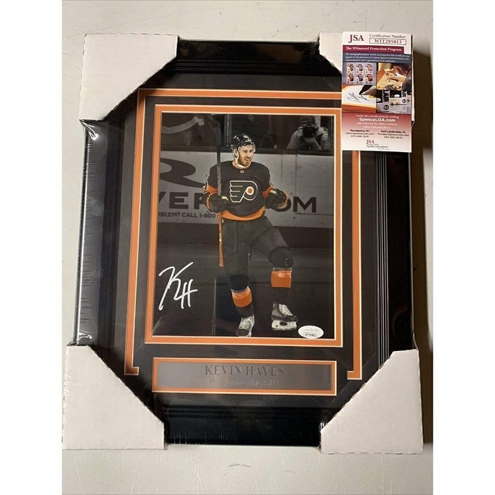 Kevin Hayes Signed Autographed Philadelphia Flyers framed 8x10 photo JSA